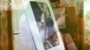 ரியாலிட்டி கிங்ஸ்: ஹாட் ரூம்மேட் ஸ்பென்சர் பிராட்லியுடன் ஆபாச ஹெச்டியில் வயதானவர்களை மட்டும் ஏமாற்றுகிறார்