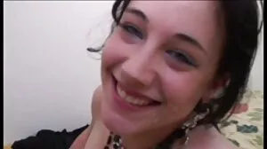 MYLF Busty Milf பணிப்பெண் பென்னி பார்பர் பணத்திற்காக அவளது ஜூசி புசியை ஃபக் செய்ய அனுமதிக்கிறது